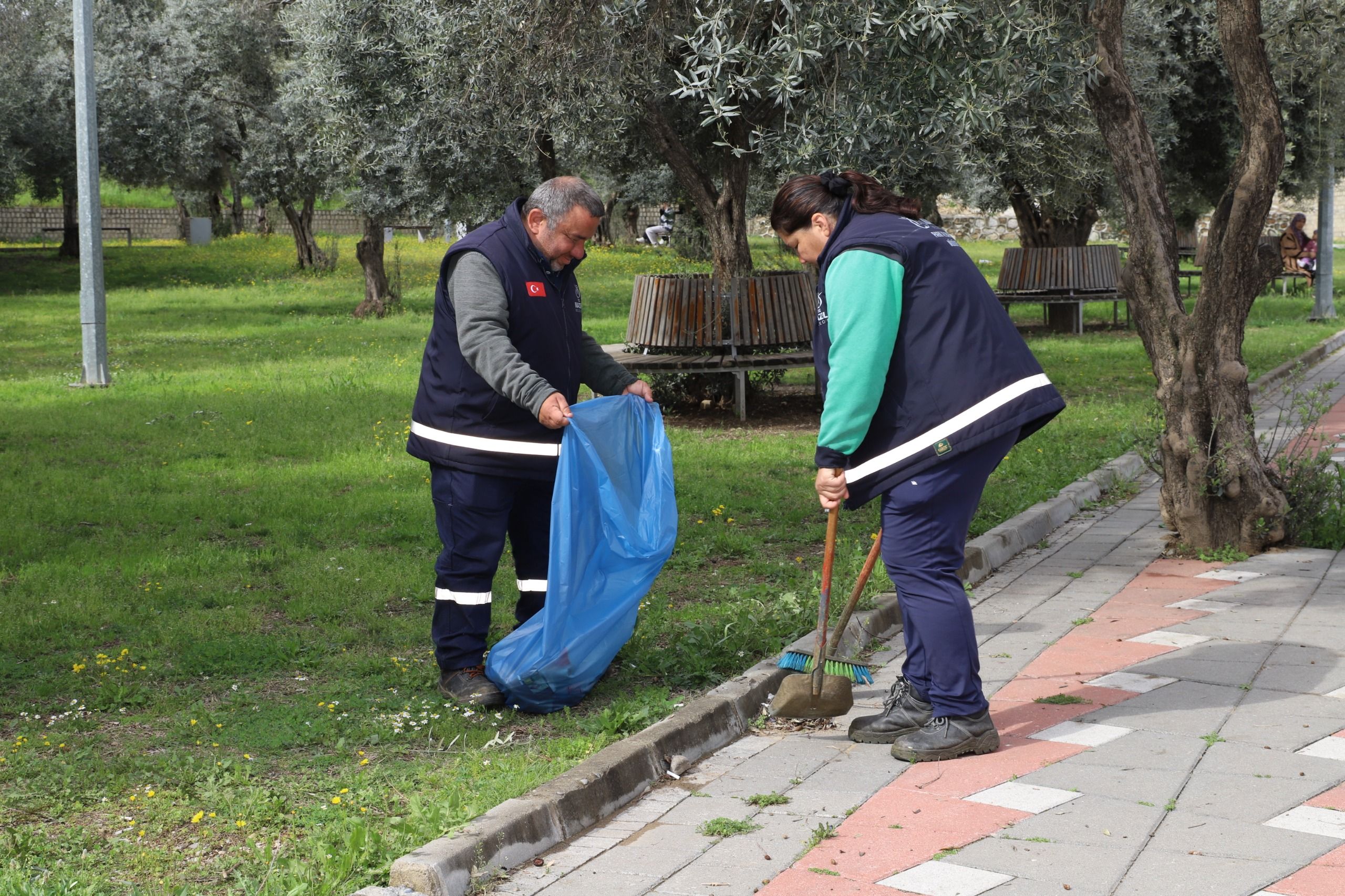 BELEDİYE TEMİZLER, VATANDAŞ KORUR