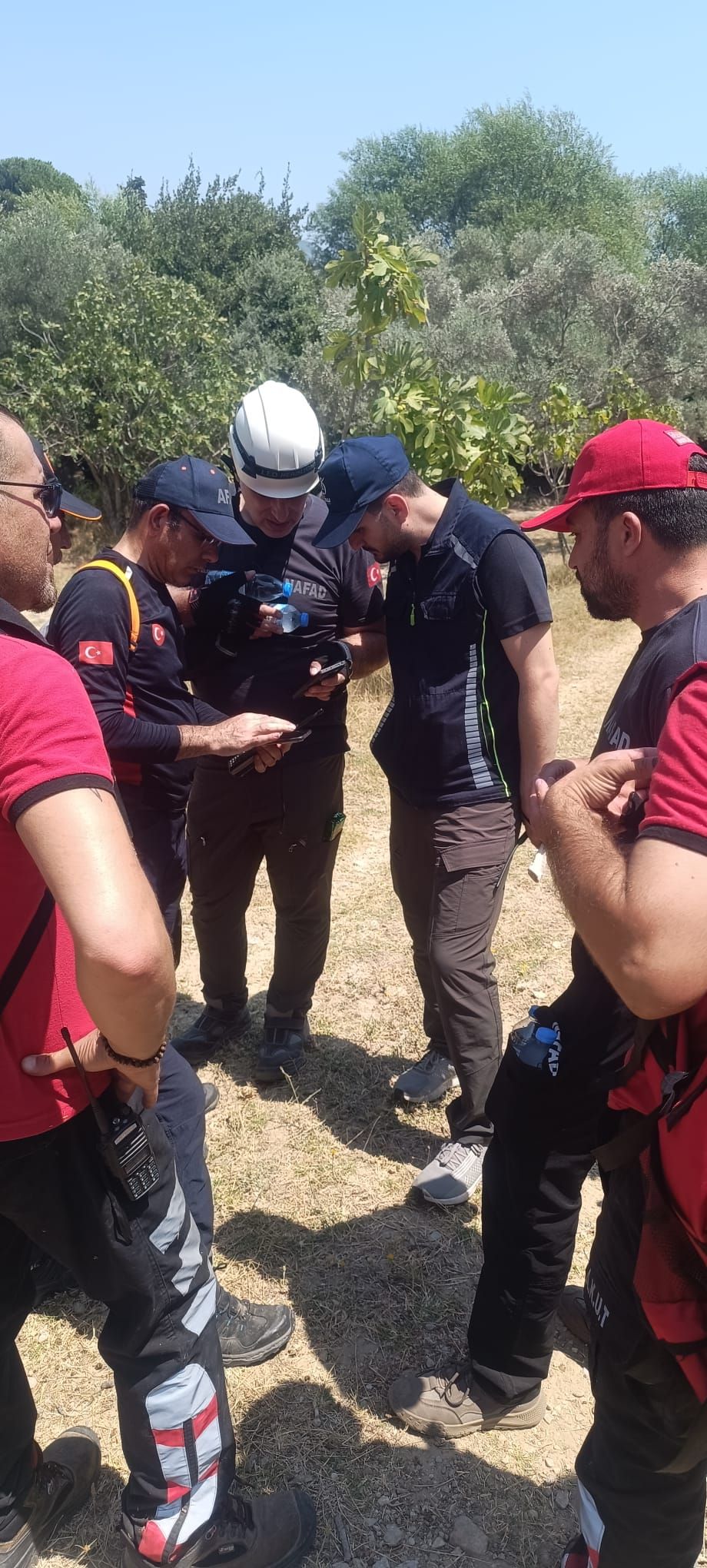 NAFAD EKİBİ SÖKE'DEKİ ARAMA ÇALIŞMALARINA DESTEK VERİYOR