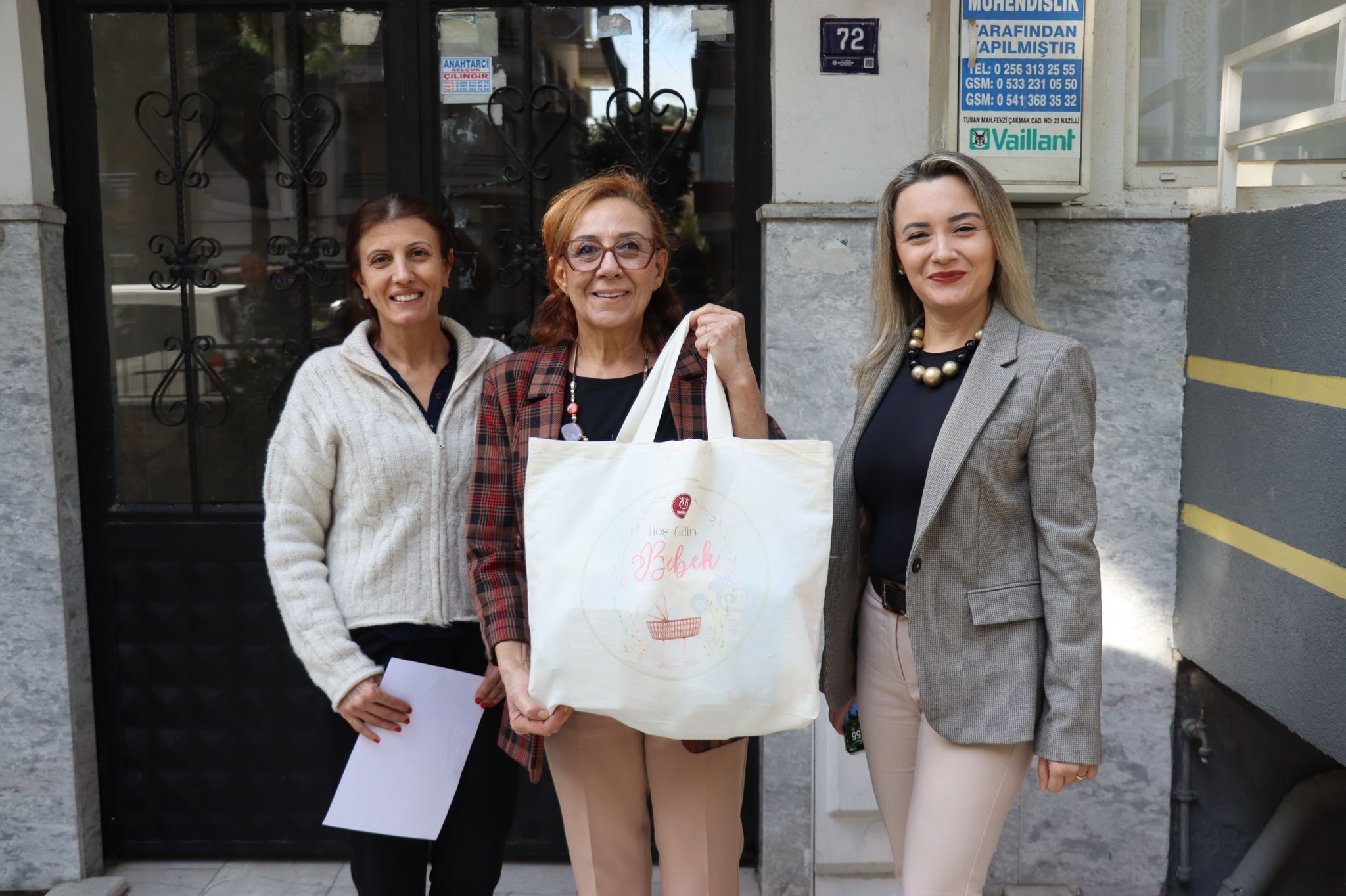 Nazilli’de doğan miniklere ilk hediye Nazilli Belediyesi’nden