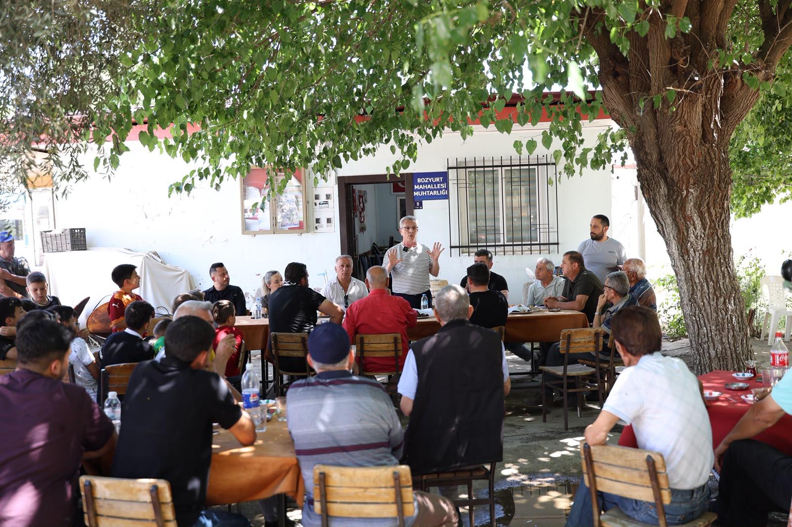 Başkan Tetik sorunları makamda değil yerinde dinliyor